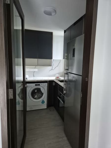 Wilshire Residences, 30 Farrer Road, 2 Bedrooms, 646 sqft, Condominium For Rent, by ANGIE PEH S B, 500123163 - Kitchen - PropertyGuru.com.sg