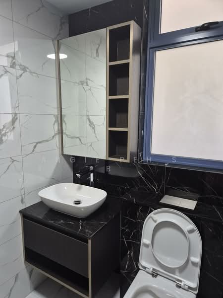 Wilshire Residences, 30 Farrer Road, 2 Bedrooms, 646 sqft, Condominium For Rent, by ANGIE PEH S B, 500123163 - Bathroom - PropertyGuru.com.sg