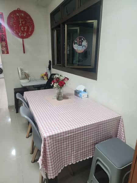 676B Jurong West Street 64, 676B Jurong West Street 64, 3 Bedrooms, 1,184 sqft, HDB Flat For Sale, by Tan Chee Kiong, 500123166 - Dining Room - PropertyGuru.com.sg