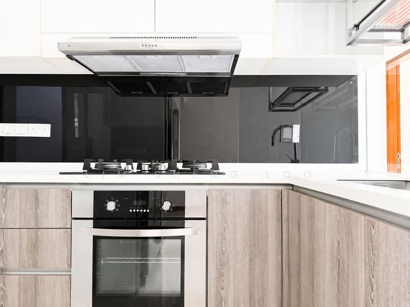 Woodhaven, 77 Woodgrove Avenue, 3 Bedrooms, 1,119 sqft, Condominium For Sale, by Lim Sheng Loo, 500123181 - Kitchen - PropertyGuru.com.sg