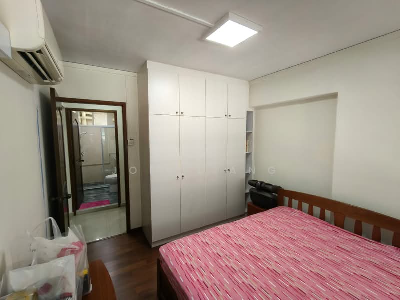 155 Lorong 1 Toa Payoh, 155 Lorong 1 Toa Payoh, 3 Bedrooms, 1,087 sqft, HDB Flat For Sale, by Joel Liang, 500123189 - Bedroom - PropertyGuru.com.sg