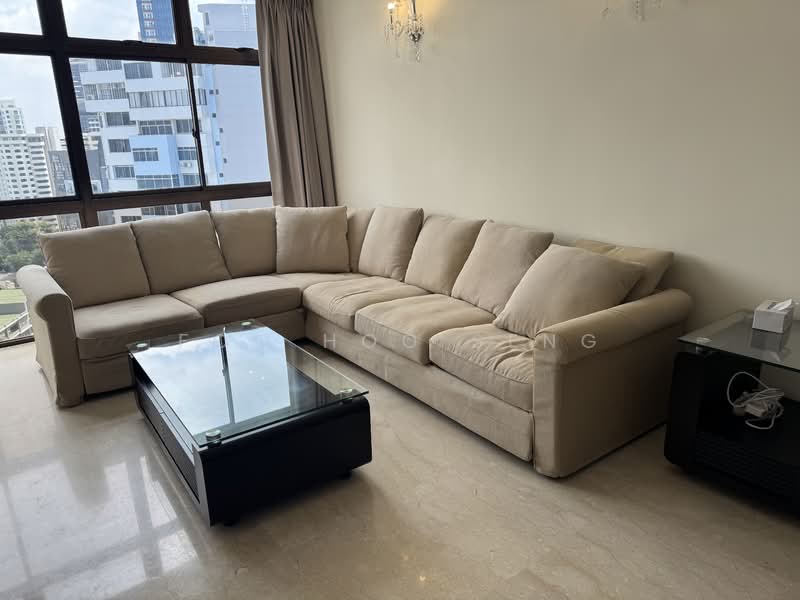 Richmond Park, 3 Bideford Road, 2 Bedrooms, 1,012 sqft, Condominium For Rent, by Foo Hoo Seng, 500123202 - Living Room - PropertyGuru.com.sg