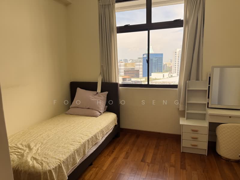 Richmond Park, 3 Bideford Road, 2 Bedrooms, 1,012 sqft, Condominium For Rent, by Foo Hoo Seng, 500123202 - Bedroom - PropertyGuru.com.sg