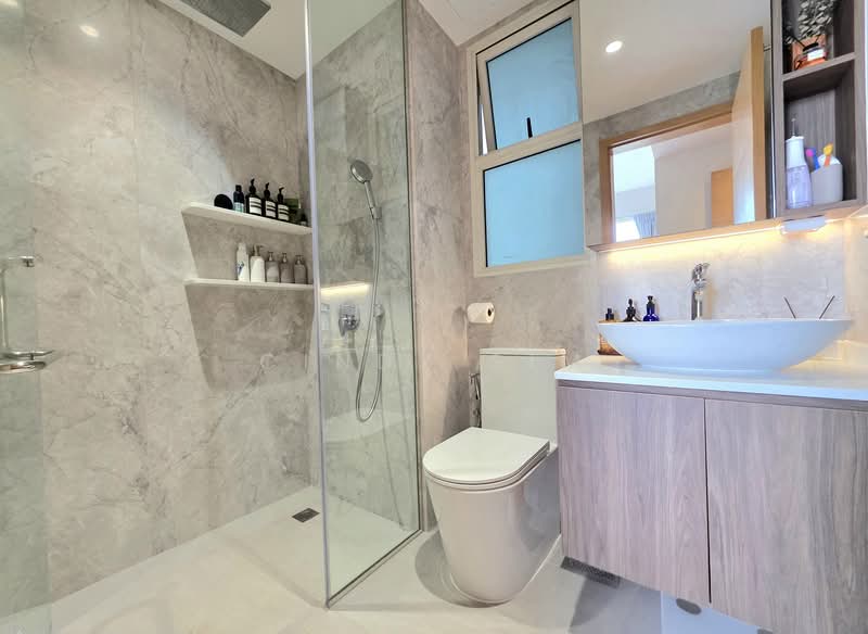 Vacanza @ East, 36 Lengkong Tujoh, 2 Bedrooms, 840 sqft, Condominium For Sale, by Cindy Sim, 500123207 - Bathroom - PropertyGuru.com.sg