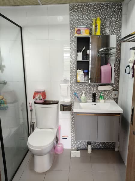 115C Alkaff Crescent, 115C Alkaff Crescent, 2 Bedrooms, 765 sqft, HDB Flat For Sale, by Bryan Tian, 500123218 - Bathroom - PropertyGuru.com.sg