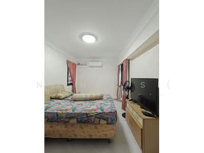 For Rent - 660C Jurong West Street 64