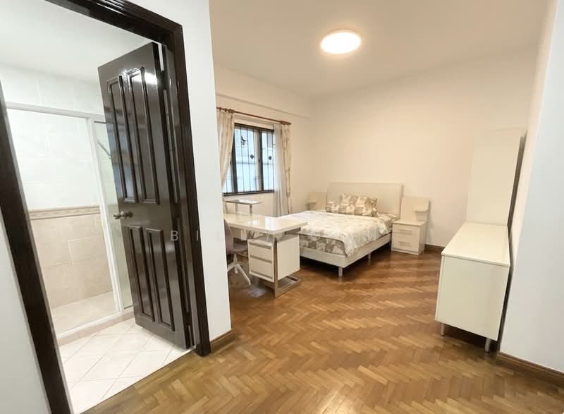 Villa Verde, Verde Crescent, 5 Bedrooms, 3,000 sqft, Terraced House For Sale, by Billy Goh, 500123283 - Bedroom - PropertyGuru.com.sg