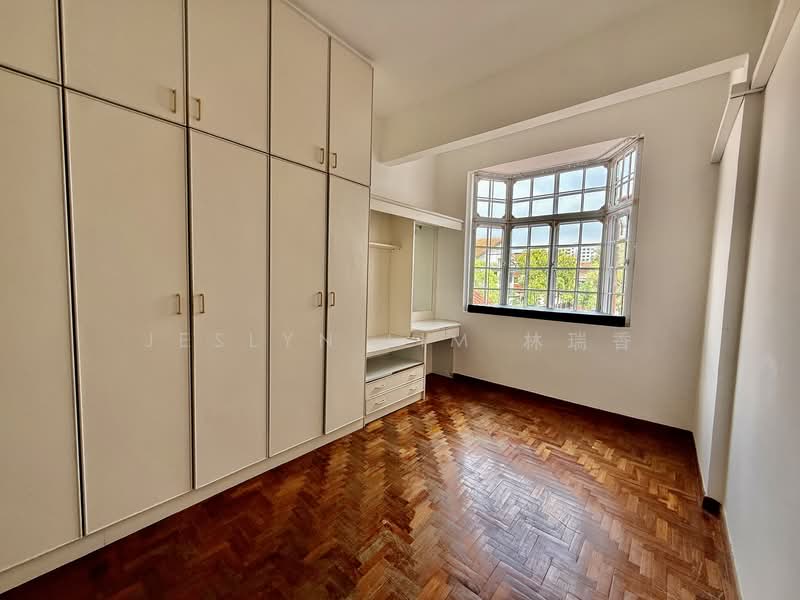 Elite Park Estate Siglap Opera Estate, Elite Park Estate, 4 Bedrooms, 2,000 sqft, Terraced House For Rent, by Jeslyn Lim 林瑞香, 500123289 - Bedroom - PropertyGuru.com.sg