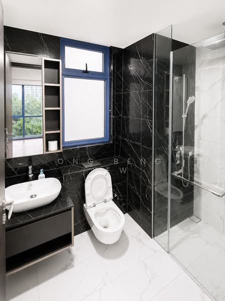 Wilshire Residences, 30 Farrer Road, 2 Bedrooms, 646 sqft, Condominium For Sale, by Ong Beng Yew, 500123298 - Bathroom - PropertyGuru.com.sg