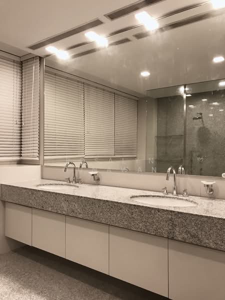 Grange Residences, 247 Tanglin Road, 4 Bedrooms, 2,583 sqft, Condominium For Rent, by Rosalyn Gunawan, 500123300 - Bathroom - PropertyGuru.com.sg