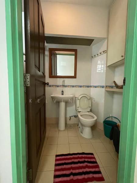 690F Woodlands Drive 75, 690F Woodlands Drive 75, 3 Bedrooms, 1,184 sqft, HDB Flat For Sale, by Kelvin Tok, 500123303 - Bathroom - PropertyGuru.com.sg
