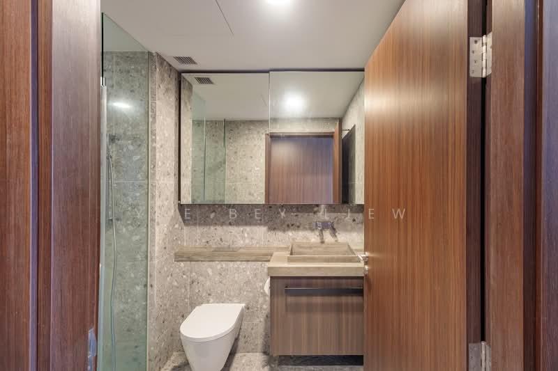One Pearl Bank, 1 Pearl Bank, 1 Bedroom, 527 sqft, Condominium For Sale, by Yee Bey Liew, 500123310 - Bathroom - PropertyGuru.com.sg