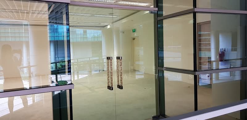 Clinic Unit at The Signature, , 1,054 sqft, Light Industrial (B1) For Rent, by Tan Ngam Key, 500123320 - Entrance - CommercialGuru.com.sg