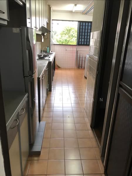 635 Yishun Street 61, 635 Yishun Street 61, 3 Bedrooms, 904 sqft, HDB Flat For Rent, by Santhi Yogesparan, 500123329 - Kitchen - PropertyGuru.com.sg