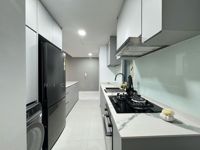 The Minton, 147 Hougang Street 11, 2 Bedrooms, 980 sqft, Condominium For Sale, by Nichole Wong, 500123343 - Kitchen - PropertyGuru.com.sg