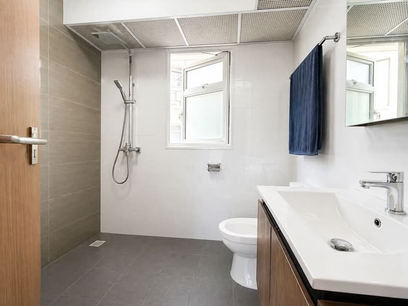 618B Tampines Street 61, 618B Tampines Street 61, 3 Bedrooms, 1,001 sqft, HDB Flat For Sale, by Nizam Adli Saparin, 500123350 - Bathroom - PropertyGuru.com.sg