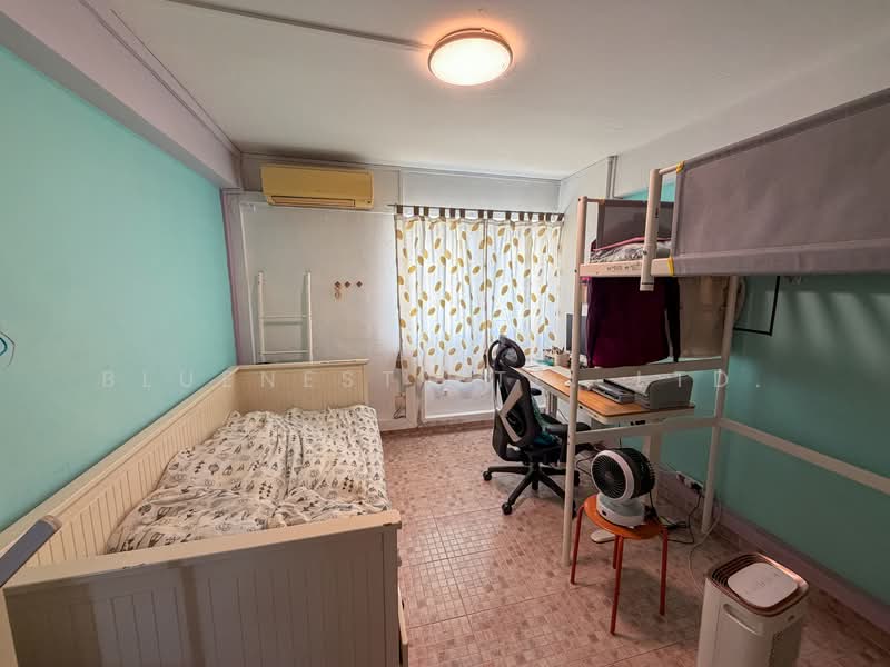 30 Marine Crescent, 30 Marine Crescent, 2 Bedrooms, 818 sqft, HDB Flat For Sale, by KENNETH CHUA, 500123354 - Bedroom - PropertyGuru.com.sg