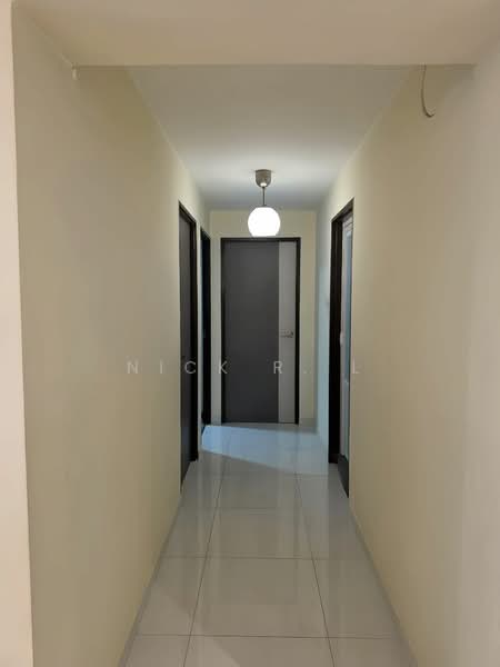 162A Punggol Central, 162A Punggol Central, 3 Bedrooms, 1,227 sqft, HDB Flat For Sale, by Nick R. L, 500123379 - Corridor - PropertyGuru.com.sg