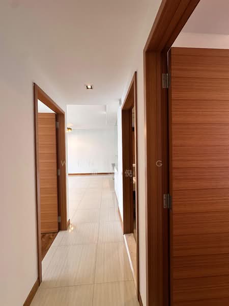 Woodhaven, 71 Woodgrove Avenue, 3 Bedrooms, 1,119 sqft, Condominium For Sale, by Winni Ng 黄煒倪, 500123387 - Corridor - PropertyGuru.com.sg