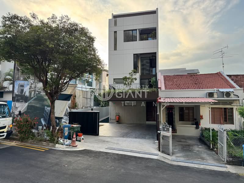 ❤️GIANT⚡️Kovan Road, Kovan Road, 7 Bedrooms, 8,800 sqft, Corner Terrace For Sale, by Lynn Tiang, 500123391 - Exterior - PropertyGuru.com.sg