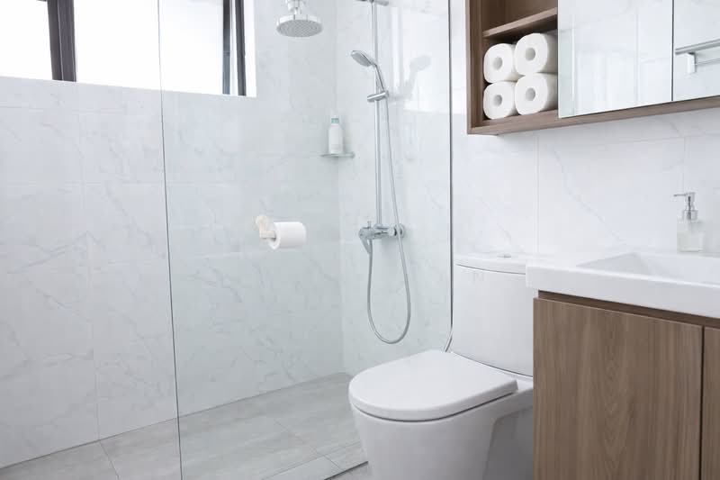 Varsity Park Condominium, 38 West Coast Road, 3 Bedrooms, 2,013 sqft, Condominium For Sale, by Jared Yan, 500123396 - Bathroom - PropertyGuru.com.sg