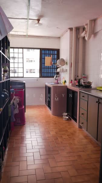 234 Yishun Street 21, 234 Yishun Street 21, 3 Bedrooms, 1,001 sqft, HDB Flat For Sale, by Pearlyn Nam, 500123426 - Kitchen - PropertyGuru.com.sg