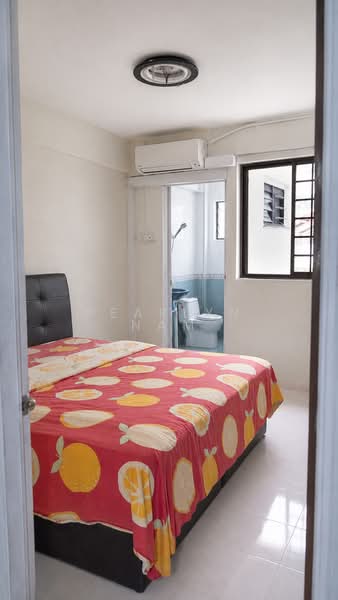 234 Yishun Street 21, 234 Yishun Street 21, 3 Bedrooms, 1,001 sqft, HDB Flat For Sale, by Pearlyn Nam, 500123426 - Bedroom- CLEAN UP LOOK - PropertyGuru.com.sg