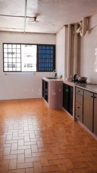 234 Yishun Street 21, 234 Yishun Street 21, 3 Bedrooms, 1,001 sqft, HDB Flat For Sale, by Pearlyn Nam, 500123426 - Kitchen - CLEAN UP LOOK - PropertyGuru.com.sg