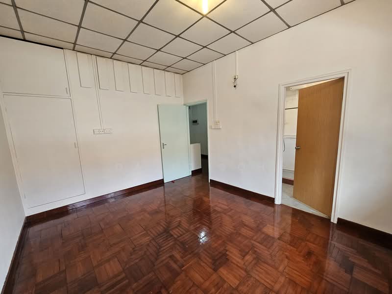 Sennett Estate, Willow Avenue, 4 Bedrooms, 1,612 sqft, Terraced House For Sale, by David Soh, 500123432 - Interior - PropertyGuru.com.sg