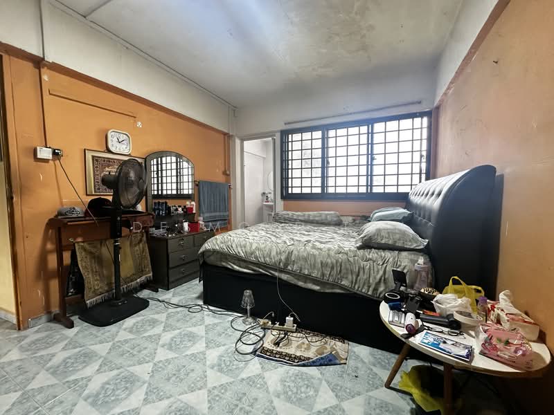 163 Bukit Batok Street 11, 163 Bukit Batok Street 11, 2 Bedrooms, 785 sqft, HDB Flat For Sale, by Desmond Toh (卓文财), 500123434 - Bedroom - PropertyGuru.com.sg
