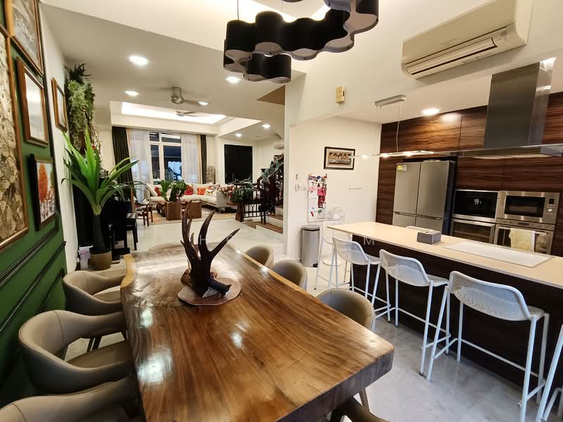 Horizon Green, Ang Mo Kio Avenue 2, 5 Bedrooms, 3,110 sqft, Terraced House For Sale, by Chris Lim, 500123441 - Living Room - PropertyGuru.com.sg