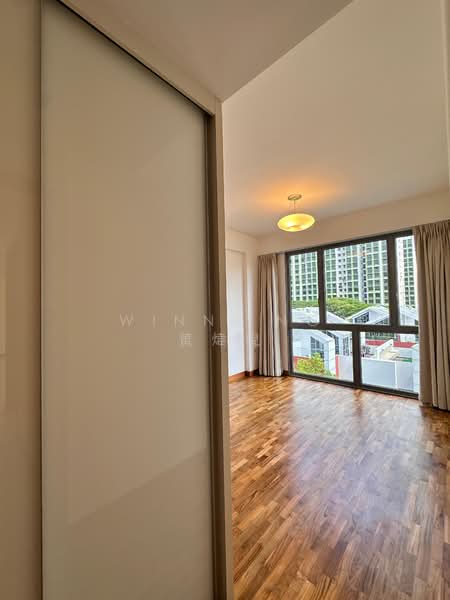 Woodhaven, 71 Woodgrove Avenue, 3 Bedrooms, 1,173 sqft, Condominium For Sale, by Winni Ng 黄煒倪, 500123453 - Living Room - PropertyGuru.com.sg