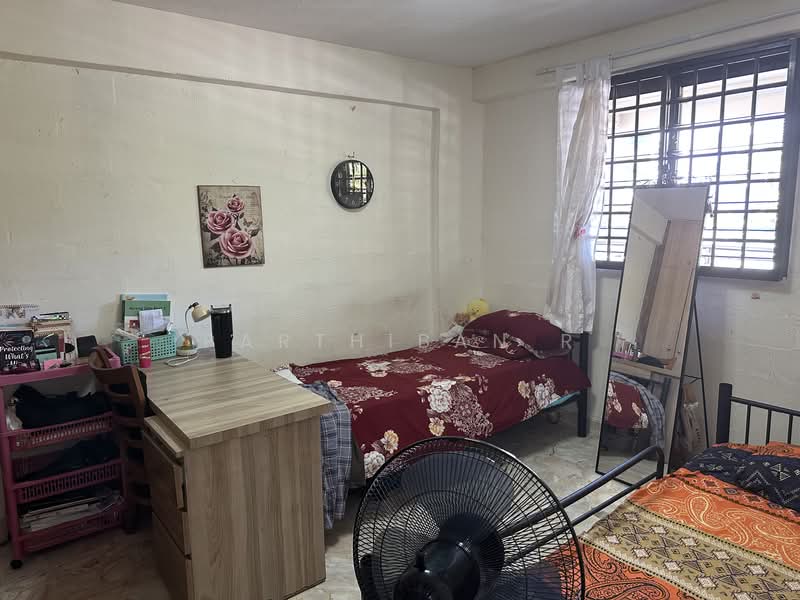 1 Jalan Bukit Merah, 1 Jalan Bukit Merah, 3 Bedrooms, 688 sqft, HDB Flat For Sale, by Parthiban R, 500123457 - Bedroom - PropertyGuru.com.sg
