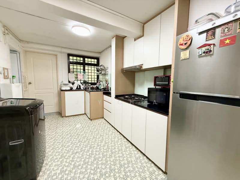 195 Kim Keat Avenue, 195 Kim Keat Avenue, Room Rental, 100 sqft, HDB Flat For Rent, by Jay Chua, 500123481 - Kitchen - PropertyGuru.com.sg
