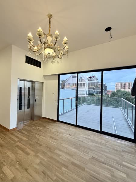 Lorong Marzuki 3 Storey Semi-Detached House, Lorong Marzuki, 5 Bedrooms, 5,069 sqft, Semi-Detached House For Rent, by Darren Ang 洪俊旋, 500123496 - Balcony - PropertyGuru.com.sg