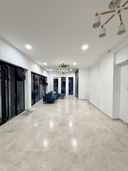 Lorong Marzuki 3 Storey Semi-Detached House, Lorong Marzuki, 5 Bedrooms, 5,069 sqft, Semi-Detached House For Rent, by Darren Ang 洪俊旋, 500123496 - Living Room - PropertyGuru.com.sg