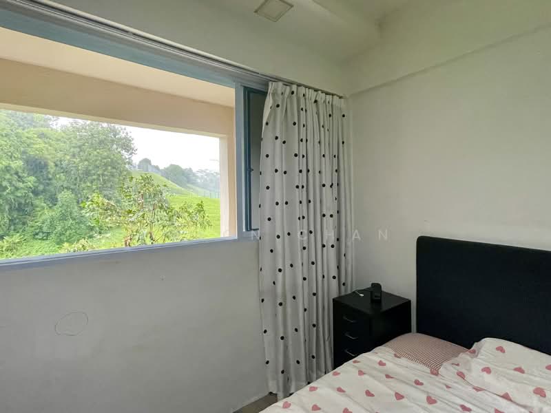 535 Bukit Batok Street 52, 535 Bukit Batok Street 52, 4 Bedrooms, 1,572 sqft, HDB Flat For Sale, by Jason Chan, 500123501 - Bedroom - PropertyGuru.com.sg