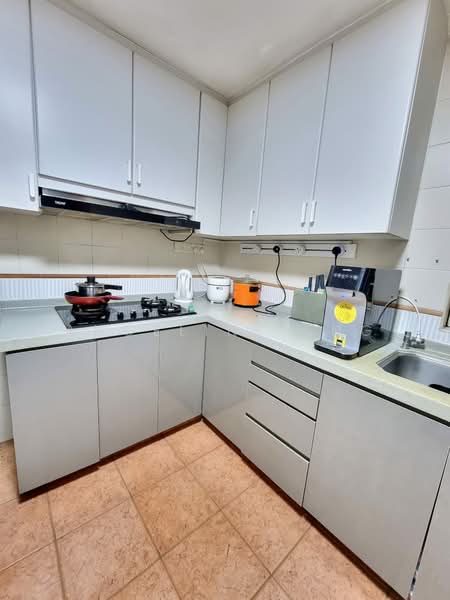 Guilin View, 26 Bukit Batok Street 52, 3 Bedrooms, 1,259 sqft, Condominium For Sale, by Angeline Eng, 500123502 - Kitchen - PropertyGuru.com.sg