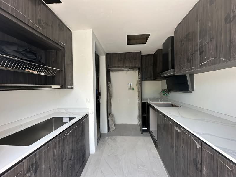 ❤️GIANT⚡️Casuarina Road, Casuarina Road/ Sembawang Hills Drive/ Upper Thomson Road, 5 Bedrooms, 3,648 sqft, Terraced House For Sale, by Lynn Tiang, 500123537 - Kitchen - PropertyGuru.com.sg