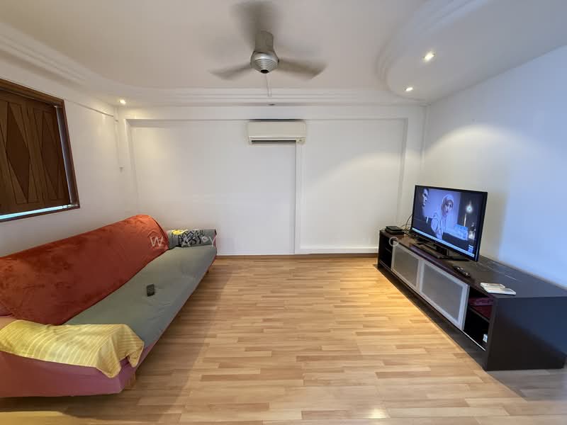 82 Commonwealth Close, 82 Commonwealth Close, 2 Bedrooms, 764 sqft, HDB Flat For Sale, by Wayne Song, 500123540 - Living Room - PropertyGuru.com.sg