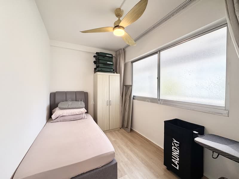 858 Tampines Avenue 5, 858 Tampines Avenue 5, 4 Bedrooms, 1,572 sqft, HDB Flat For Sale, by Shawn Low, 500123543 - Utility Room - PropertyGuru.com.sg