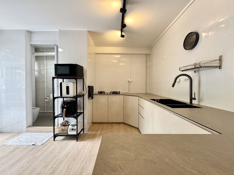 858 Tampines Avenue 5, 858 Tampines Avenue 5, 4 Bedrooms, 1,572 sqft, HDB Flat For Sale, by Shawn Low, 500123543 - Kitchen - PropertyGuru.com.sg