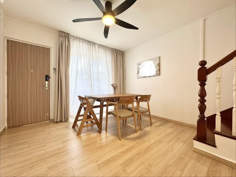 858 Tampines Avenue 5, 858 Tampines Avenue 5, 4 Bedrooms, 1,572 sqft, HDB Flat For Sale, by Shawn Low, 500123543 - Dining Room - PropertyGuru.com.sg