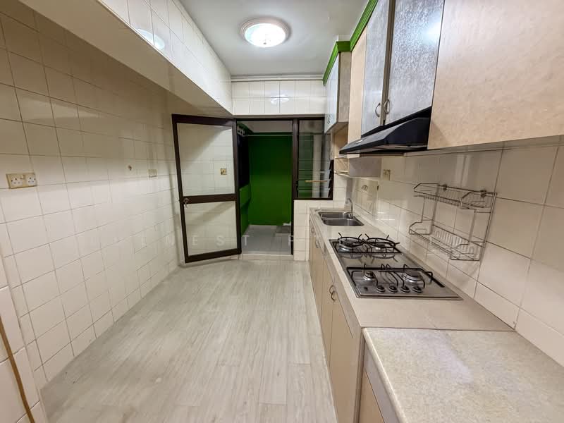 684D Woodlands Drive 73, 684D Woodlands Drive 73, 3 Bedrooms, 1,108 sqft, HDB Flat For Sale, by Bluenest Pte. Ltd., 500123552 - Kitchen - PropertyGuru.com.sg