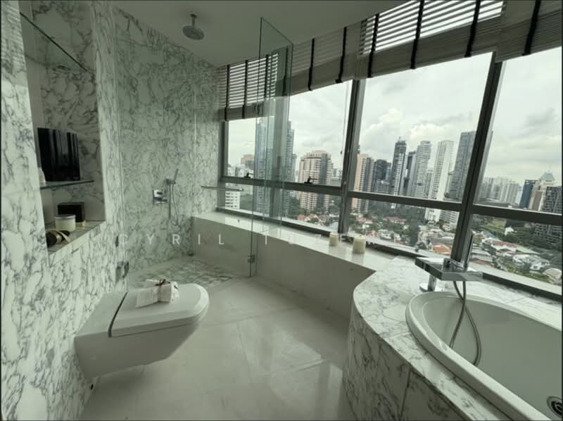 Cliveden at Grange, 100 Grange Road, 4 Bedrooms, 2,842 sqft, Condominium For Rent, by Cyril Tuzemen, 500123554 - Bathroom - PropertyGuru.com.sg