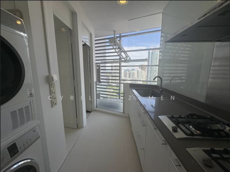 Cliveden at Grange, 100 Grange Road, 4 Bedrooms, 2,842 sqft, Condominium For Rent, by Cyril Tuzemen, 500123554 - Kitchen - PropertyGuru.com.sg