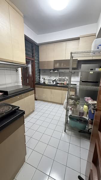 Parc Oasis, 35 Jurong East Avenue 1, Room Rental, 80 sqft, Condominium For Rent, by Linda Ho, 500123577 - PropertyGuru.com.sg