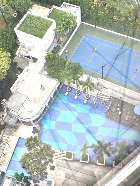 Urbana, 1 River Valley Close, 4 Bedrooms, 1,475 sqft, Condominium For Rent, by Selvi Loe, 500123580 - Pool - PropertyGuru.com.sg