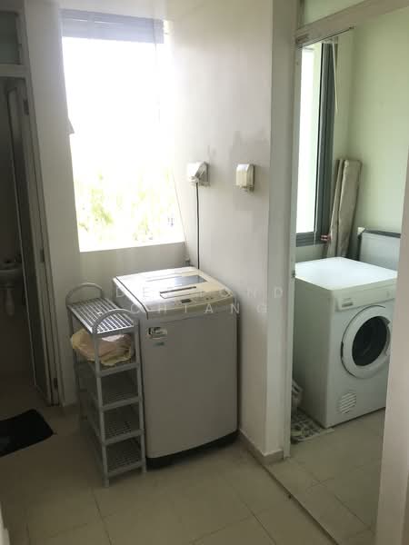 Ferraria Park Condo, 28 Flora Drive, 3 Bedrooms, 1,249 sqft, Condominium For Sale, by Desmond Chiang, 500123584 - Interior - PropertyGuru.com.sg