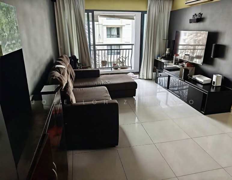 Aquarius By The Park, 11 Bedok Reservoir View, 3 Bedrooms, 1,227 sqft, Condominium For Sale, by Jose Loh Zhenhao, 500123589 - Living Room - PropertyGuru.com.sg